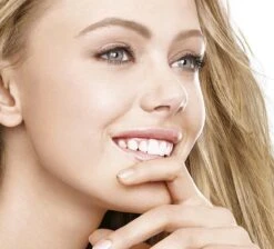 Maybelline Matte Maker -30 Natural Beige - Poeder -Mode-Cosmetica Winkel 1200x1086 5