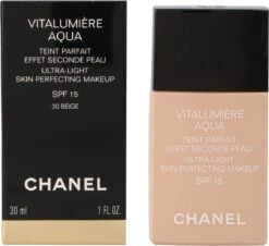 Chanel Vitalumiere Aqua Foundation - 30 Beige - SPF15 - 30 Ml 16 Chanel Vitalumiere Aqua Foundation - 30 Beige - SPF15 - 30 Ml -Mode-Cosmetica Winkel 1200x1099