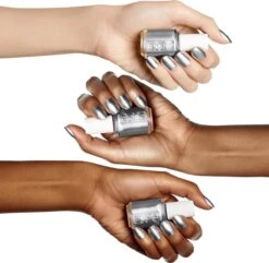 Essie Winter 2015 Nagellak - 387 Apres-Chic -Mode-Cosmetica Winkel 1200x1173 31