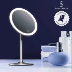 Make-up Spiegel Van Sanicraft® - USB Oplaadbaar - 360 Graden Draaibaar - Make Up Spiegel Met LED Verlichting - Afneembaar 10x Vergroting Spiegeltje - Diameter 17cm -Mode-Cosmetica Winkel 1200x1200 1091