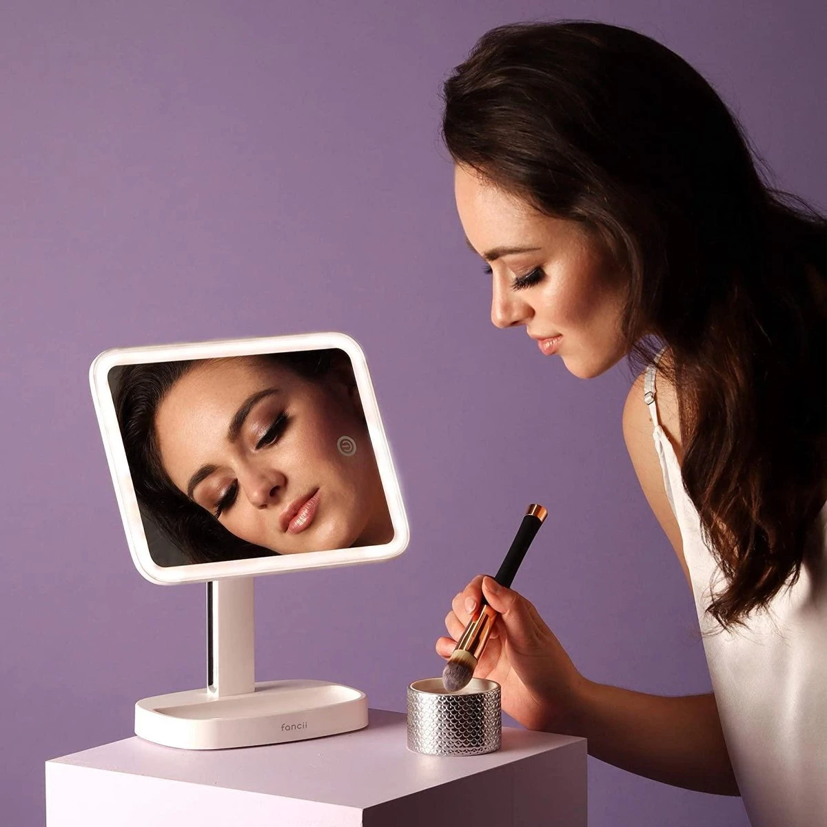 LED Make-up Spiegel Met 3 Lichtinstellingen En 15x Vergrotingsspiegel - Kies Tussen Natuurlijk Daglicht, Zacht Wit Of Neutraal Wit Licht (Aura) 5 LED Make-up Spiegel Met 3 Lichtinstellingen En 15x Vergrotingsspiegel - Kies Tussen Natuurlijk Daglicht, Zacht Wit Of Neutraal Wit Licht (Aura) - Afbeelding 3