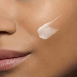 Clarins Instant Smooth Perfecting Touch Gezichtsprimer - 15 Ml -Mode-Cosmetica Winkel 1200x1200 125