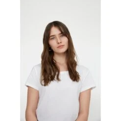 Rimmel London Lasting Finish Foundation - 100 Ivory -Mode-Cosmetica Winkel 1200x1200 129