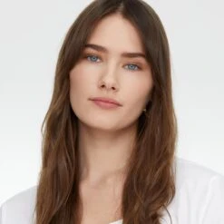 Rimmel London Lasting Finish Foundation - 100 Ivory -Mode-Cosmetica Winkel 1200x1200 130