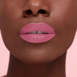 L'Oréal Paris Les Macarons Langhoudende Matte Lipstick - 818 Dose Of Rose – Roze – 6,7 Ml -Mode-Cosmetica Winkel 1200x1200 317