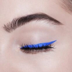 Bourjois Liner Pinceau Eyeliner - 04 Bleu Pop Art -Mode-Cosmetica Winkel 1200x1200 652