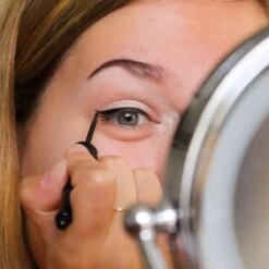 Bourjois Liner Pinceau Eyeliner - 04 Bleu Pop Art -Mode-Cosmetica Winkel 1200x1200 655