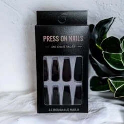 Merkloos Press On Nails - Nep Nagels – Zwart - Matte - Coffin - Manicure - Plak Nagels - Kunstnagels Nailart – Zelfklevend -Mode-Cosmetica Winkel 1200x1200 749