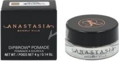 Anastasia Beverly Hills Dipbrow Pomade - Soft Brown -Mode-Cosmetica Winkel 1200x619 3