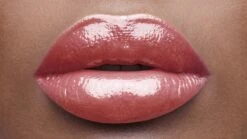 Yves Saint Laurent - Rouge Volupté Shine Oil-In-Stick Lipstick - Mauve Cuir 3.2g -Mode-Cosmetica Winkel 1200x674 3