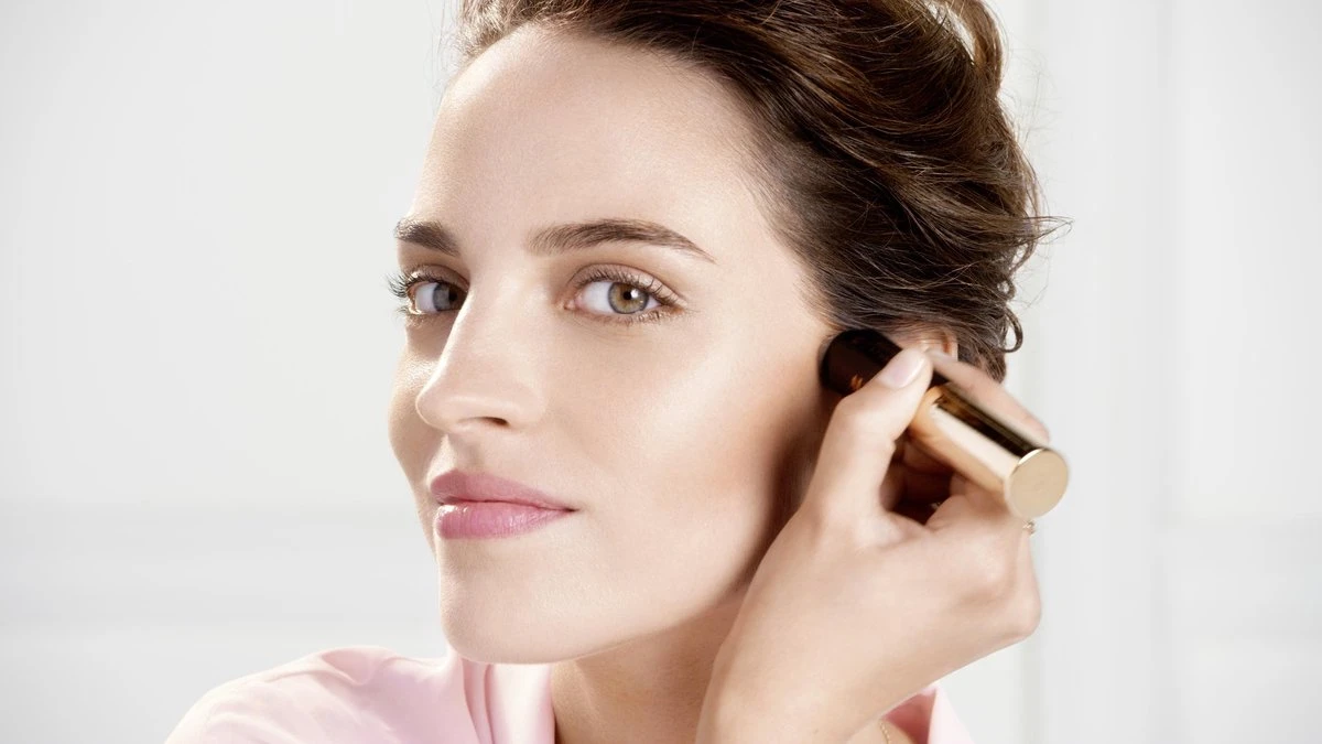 Bourjois Foundcealer Foundation - 110 Vanille Clair 8 Bourjois Foundcealer Foundation - 110 Vanille Clair - Afbeelding 6