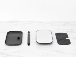 Brabantia ReNew Make-up Spiegel - Met Accessoireschaal - Dark Grey -Mode-Cosmetica Winkel 1200x899 7