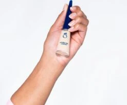 Herome French Manicure Set Salmon - Complete Set In 3 Stappen Een French Manicure - Met Een Salmon Kleurlak, Een Witte Nagellak Voor De Nagelranden En Een Top Coat - 3x10ml. -Mode-Cosmetica Winkel 1200x995 1