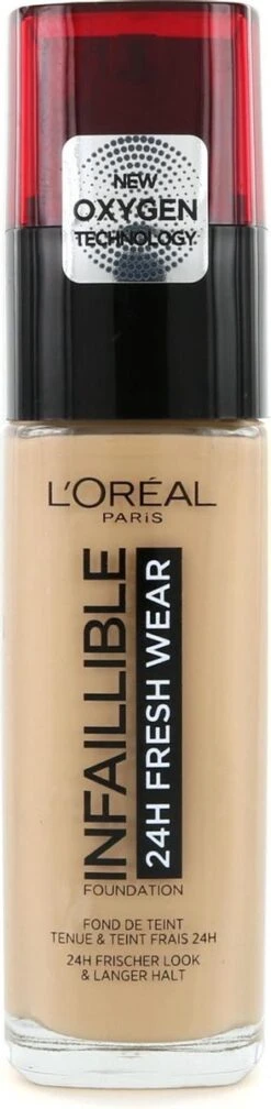 L’Oréal Paris Make-Up Designer Infaillible 24HR Fresh Wear Foundation - 120 Vanille - Langhoudende Foundation Met SPF 25 - 30 Ml