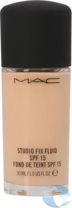 MAC Cosmetics Studio Fix Fluid Foundation - NC15 -Mode-Cosmetica Winkel 418x1200 3