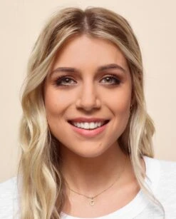 Rimmel London Lasting Matte Foundation - 200 Soft Beige -Mode-Cosmetica Winkel 965x1200 1