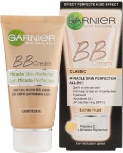 Garnier SkinActive - BB Cream Classic Light 5-in-1 Dagverzorging - 50ml - Getinte Dagcrème -Mode-Cosmetica Winkel 969x1200 1