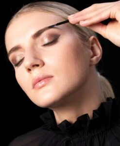 SYOSS Wenkbrauwverf 1-1 Zwart - 1 Stuk 10 SYOSS Wenkbrauwverf 1-1 Zwart - 1 Stuk -Mode-Cosmetica Winkel 986x1200 2